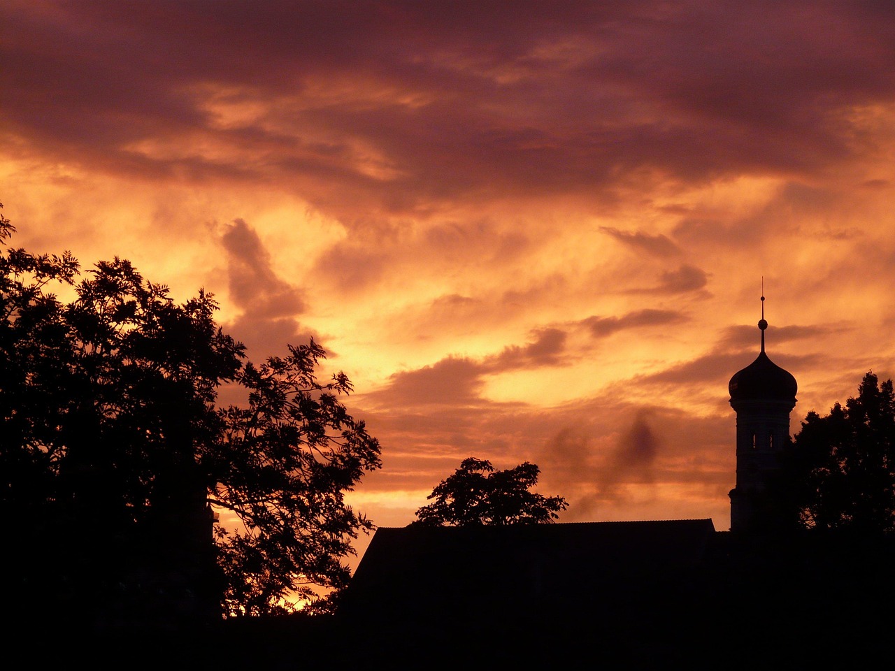 sunset-3380_1280.jpg