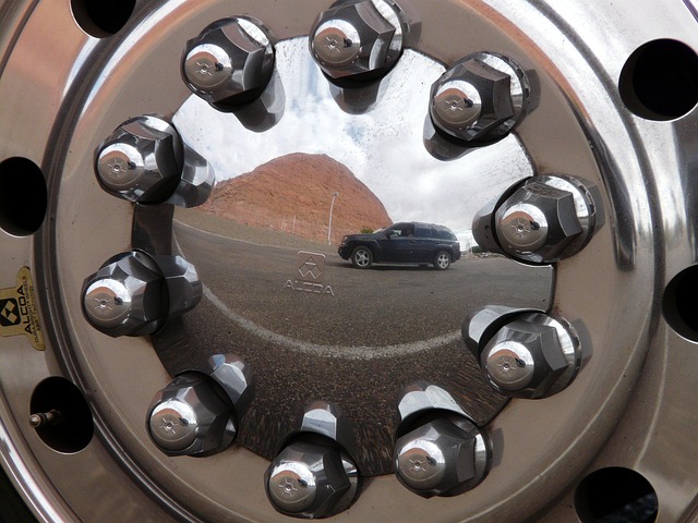 rim, car tire, chrome, truck, automobile, vehicle, ride, wheel, reflection, rivet, metal