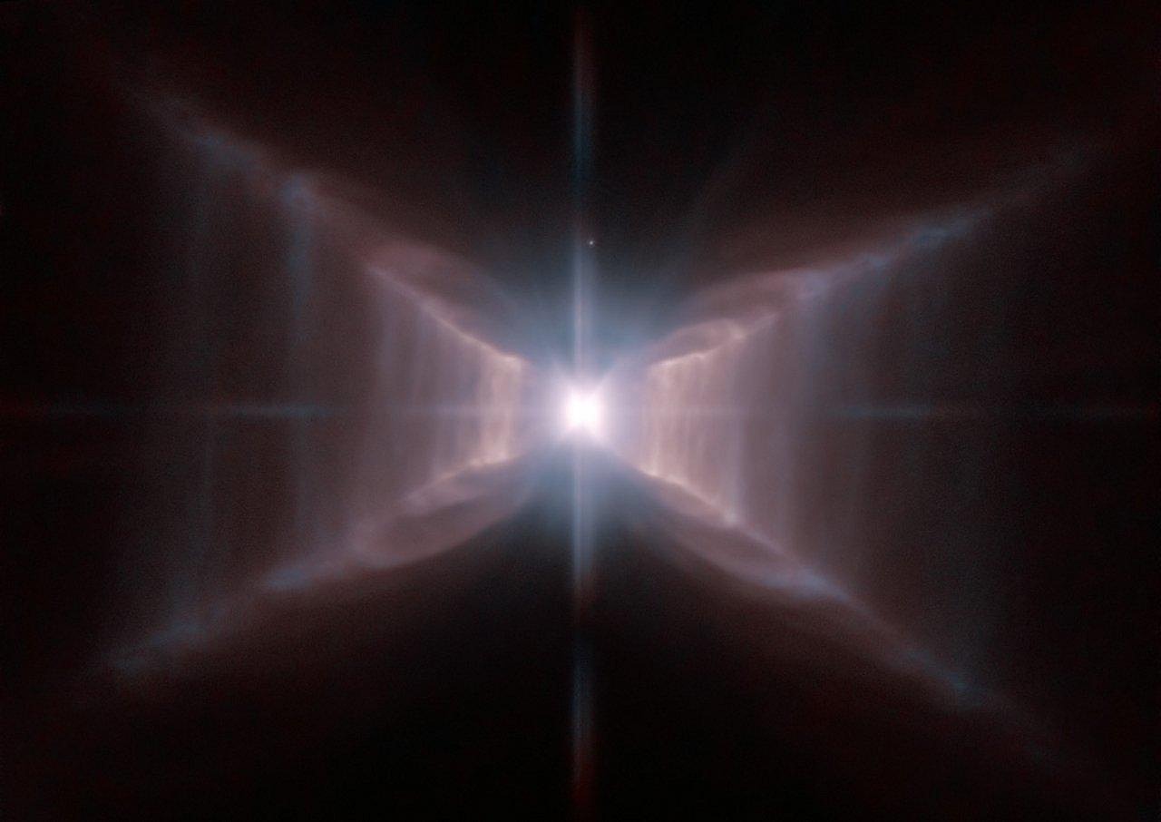 Red Rectangle Nebula - free online jigsaw puzzle photo