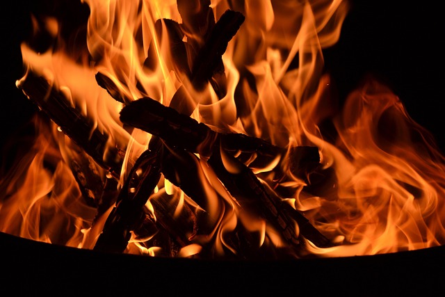 Feuer, Baumstämme, Verbrennung, Nacht