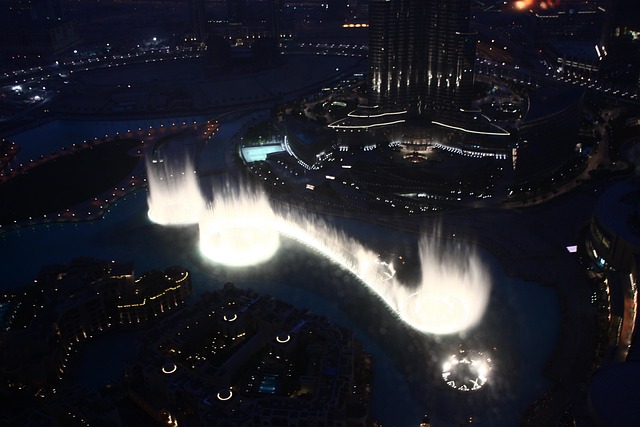 Dubai, Stadt, Springbrunne, Nachts
