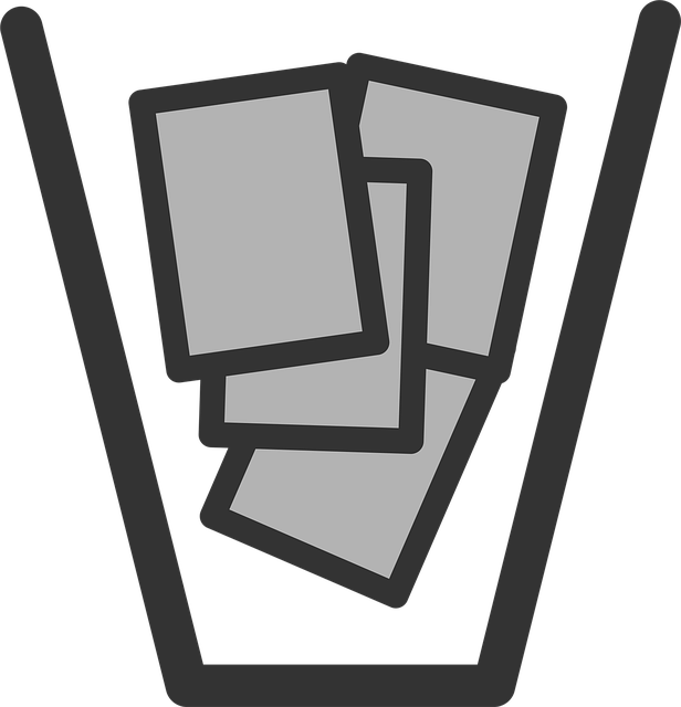 Free trash can rubbish illustration