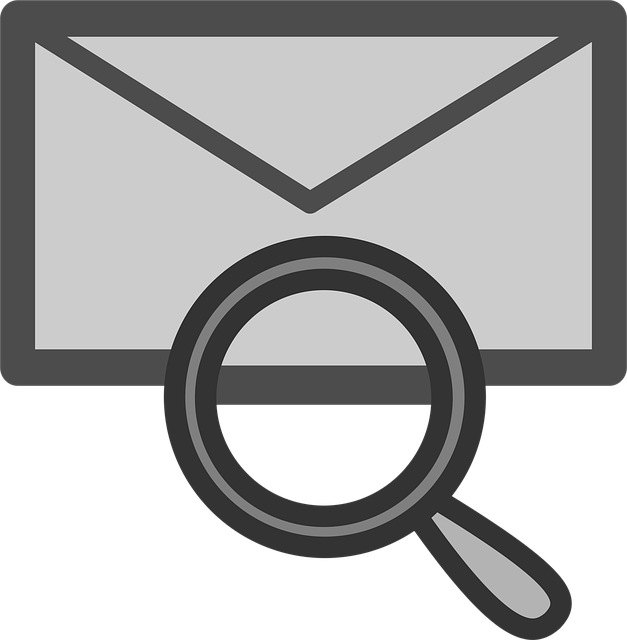 Free mail locate icon illustration