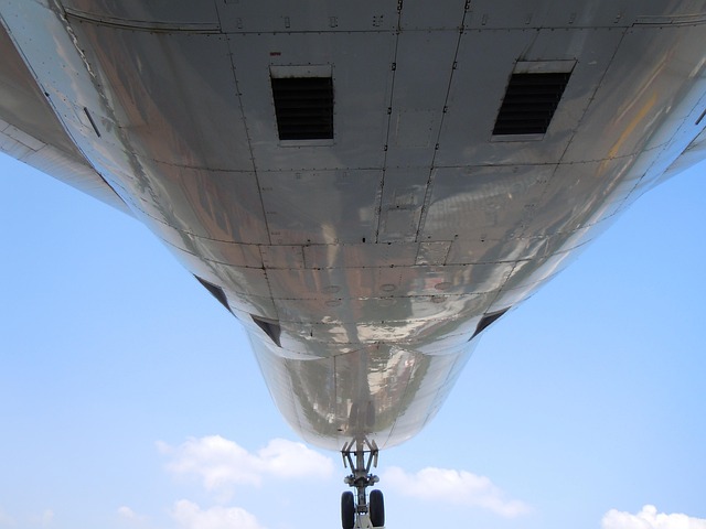 Free Plane Begin photo and picture