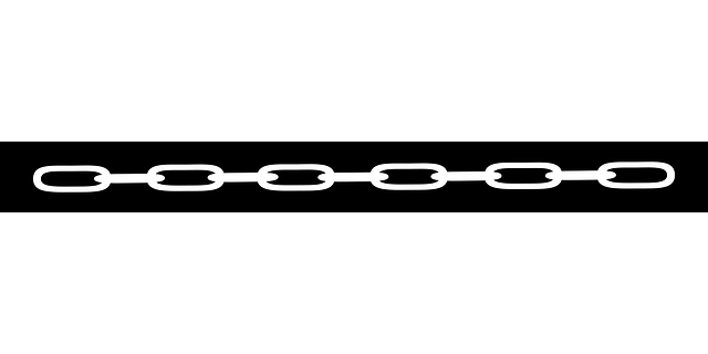 Free chain link connection illustration