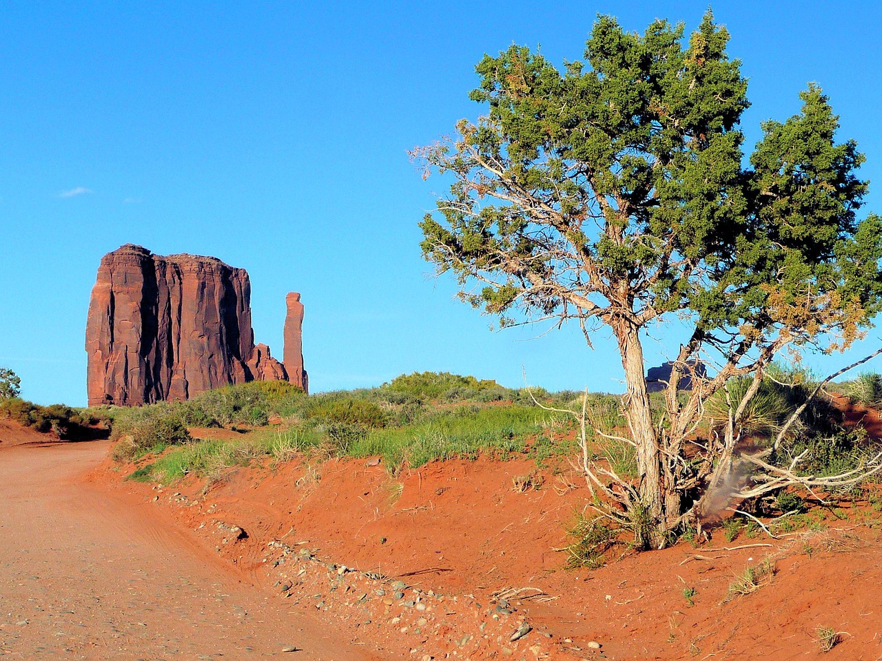 Monument Valley - free online jigsaw puzzle photo