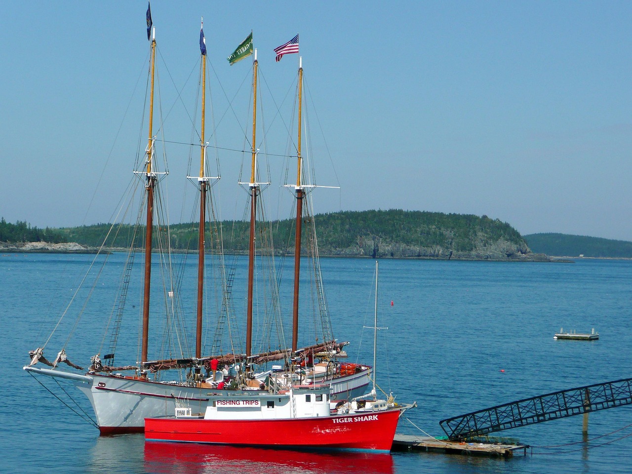 Boat - free online jigsaw puzzle photo