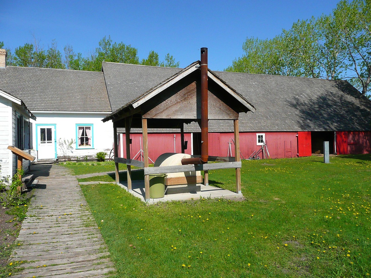 Steinbach Mennonite Heritage Village - free online jigsaw puzzle photo
