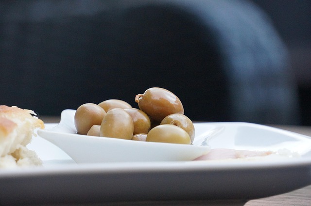 Free Olives Starter photo and picture