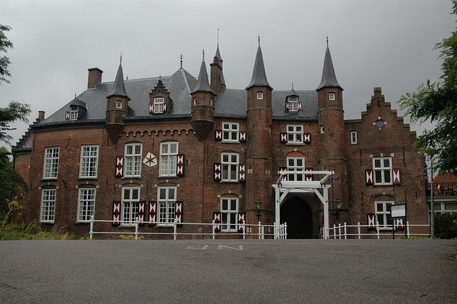 Free Castle Maurick photo and picture