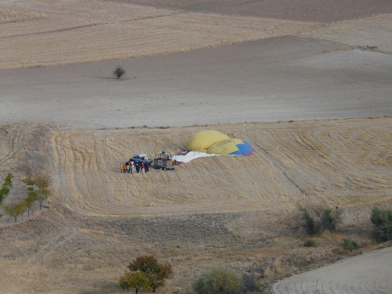 Landing - free online jigsaw puzzle photo