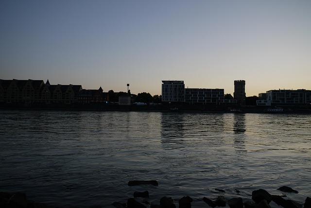 Free Rheinauhafen Cologne photo and picture