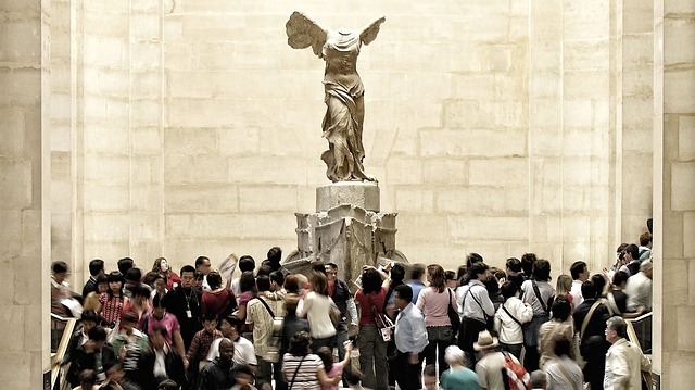 Free Nike Louvre photo and picture