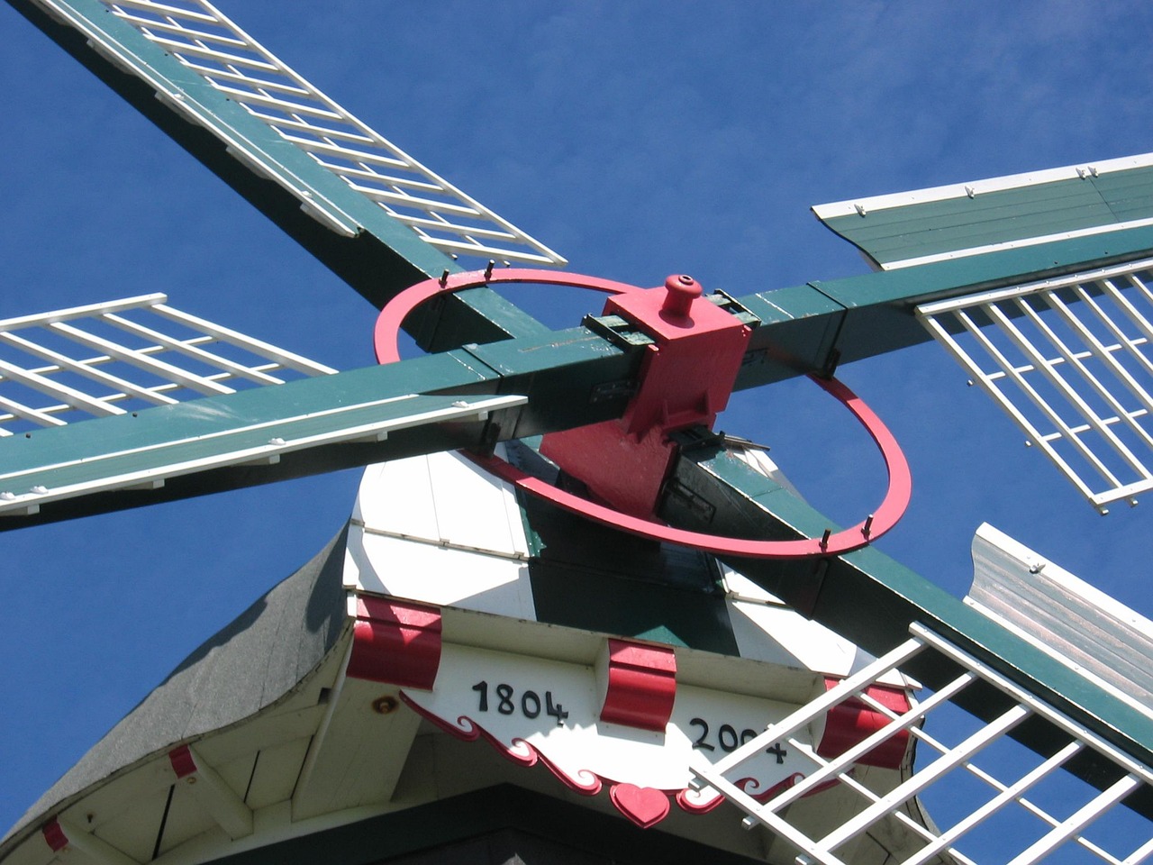 Windmill - free online jigsaw puzzle photo