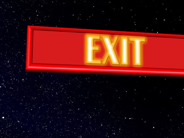 Free exit a notice sign illustration