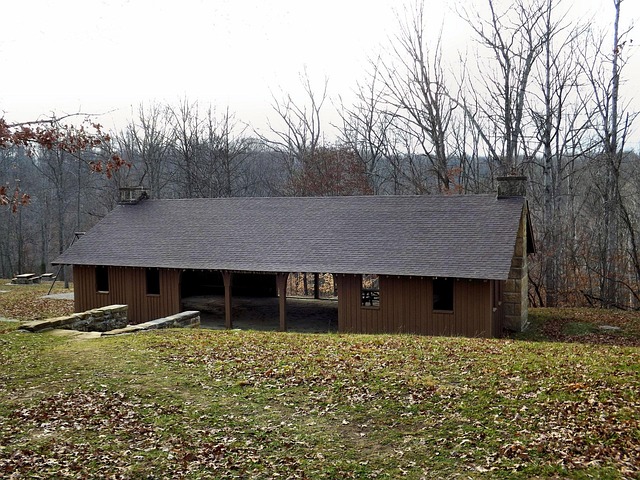 Free Shelter House Beanblossom Lake photo and picture