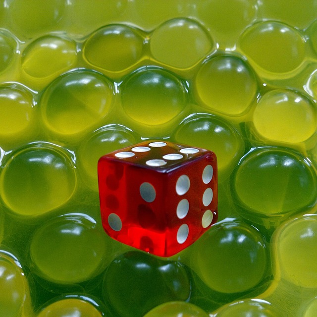 Free Red Cube photo and picture