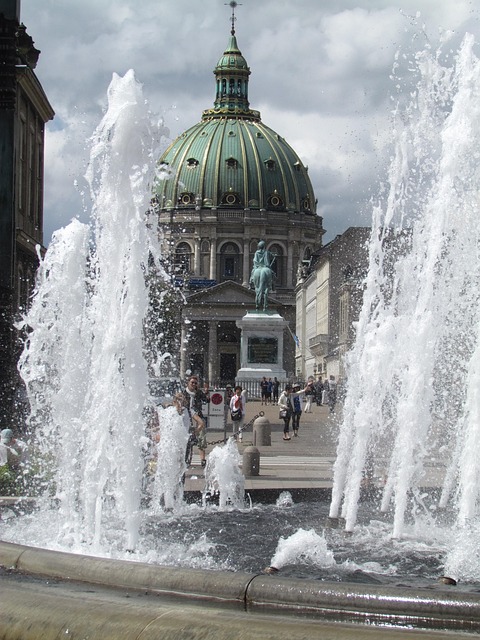 Free Castle Amalienborg photo and picture