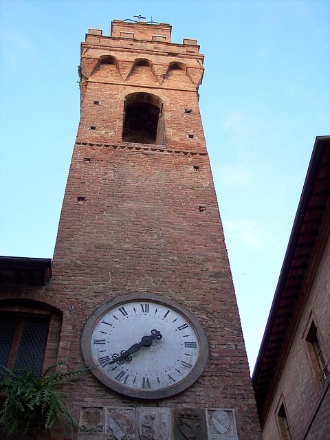 Free Torre Watch photo and picture