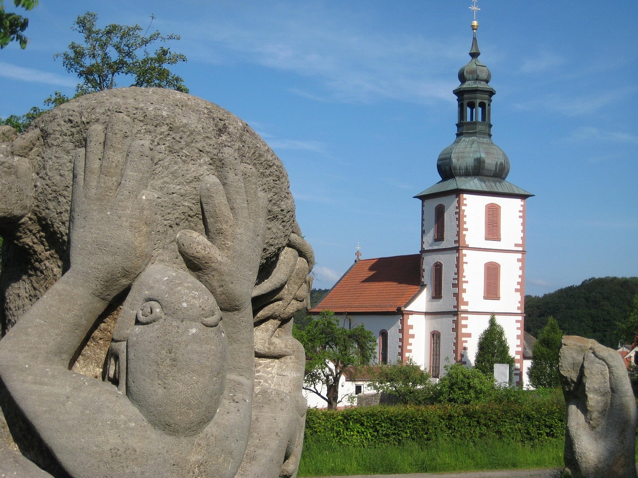 Church - free online jigsaw puzzle photo