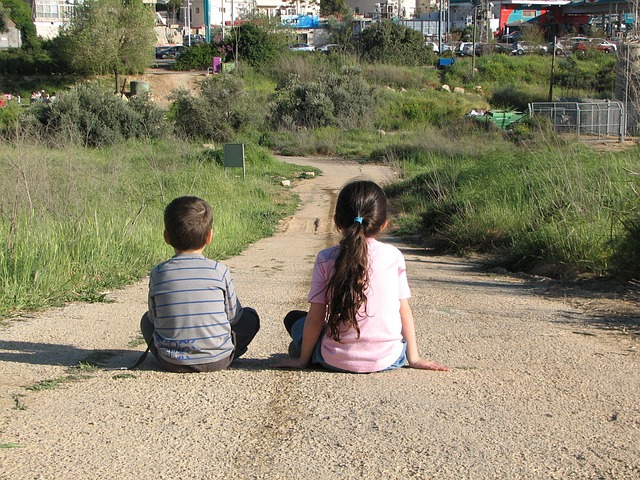 Niña, Chico, Sentado, Sentar, Niño
