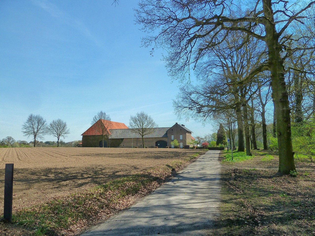 Limburg - free online jigsaw puzzle photo