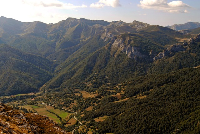 Free Mount Peaks photo and picture