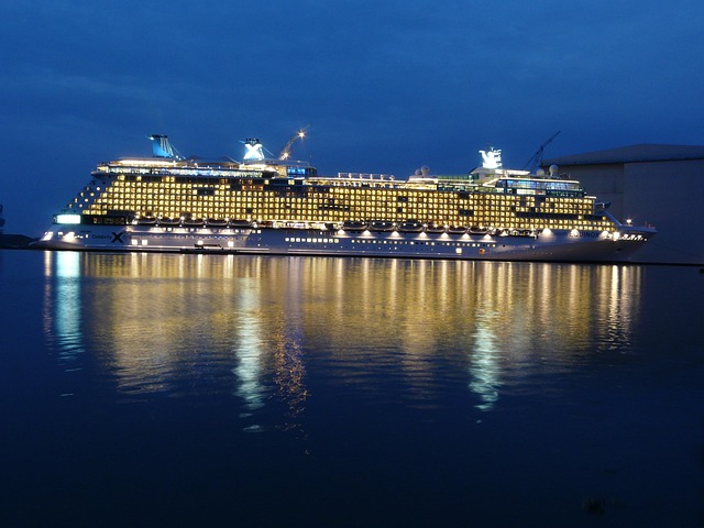 Cruise ship, cruise, ship and dusk — photo by beba