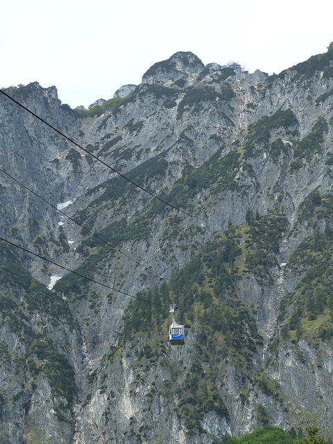 gondola, cable car, cable railway, gondola lift, lower mountain railway, shuttle service, two cable car, unterberg, mountain station