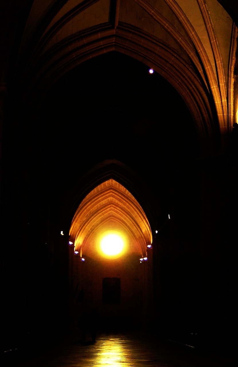 Arcadas de la catedral de Palencia