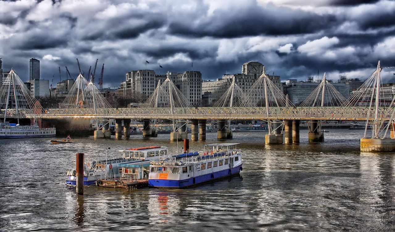 Boats - free online jigsaw puzzle photo