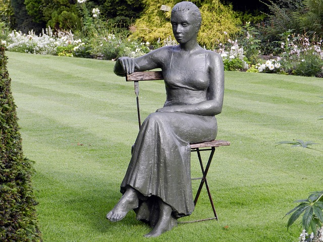 Free Woman Elegance photo and picture