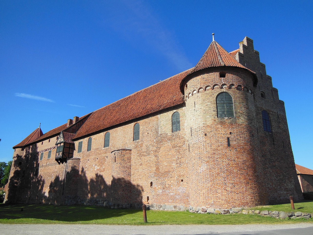 Castle - free online jigsaw puzzle photo