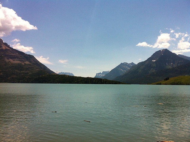 Free Mountains Lake photo and picture