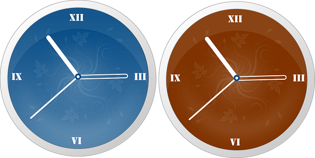 Free clock artistic glossy vector