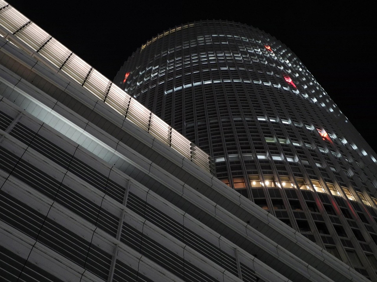 Jr Towers - free online jigsaw puzzle photo