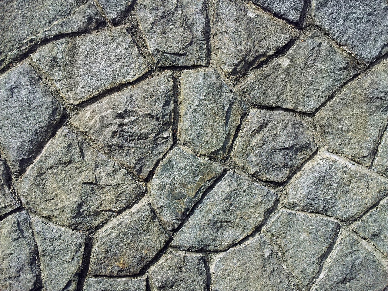 Stone free vs stone breaker