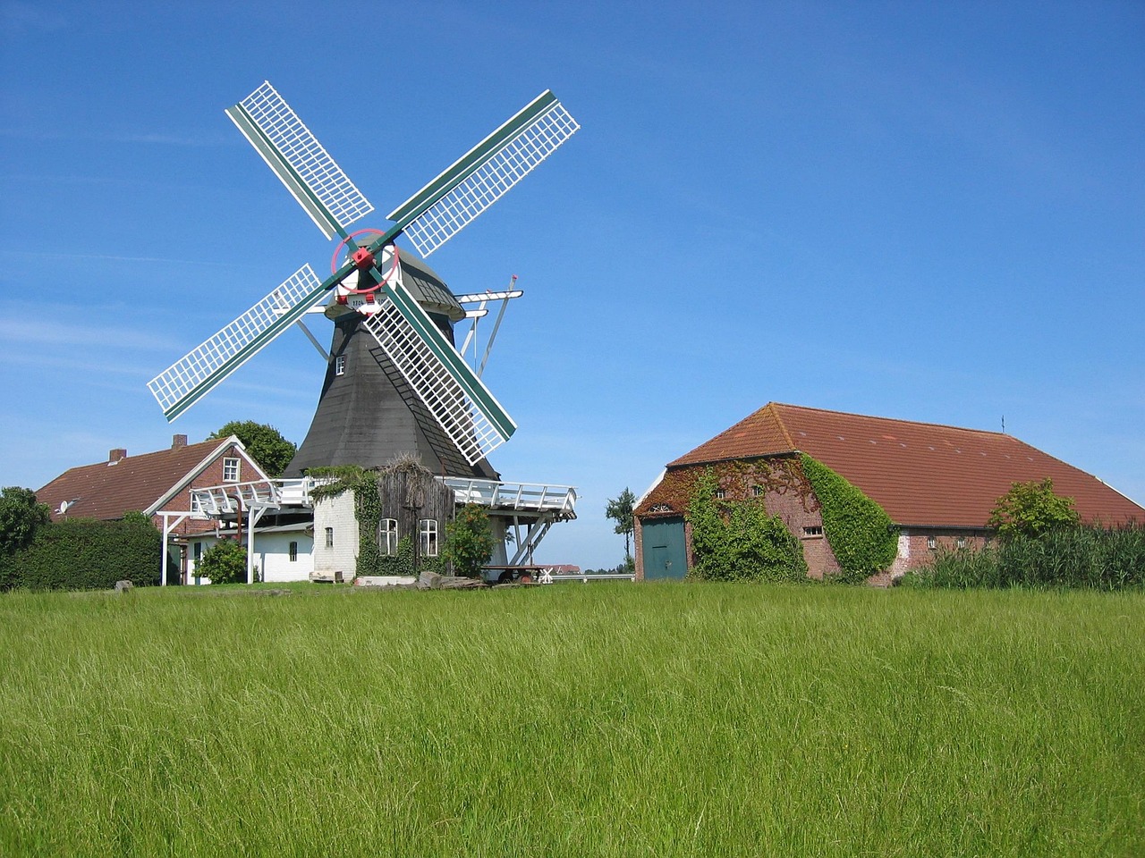 Windmill - free online jigsaw puzzle photo