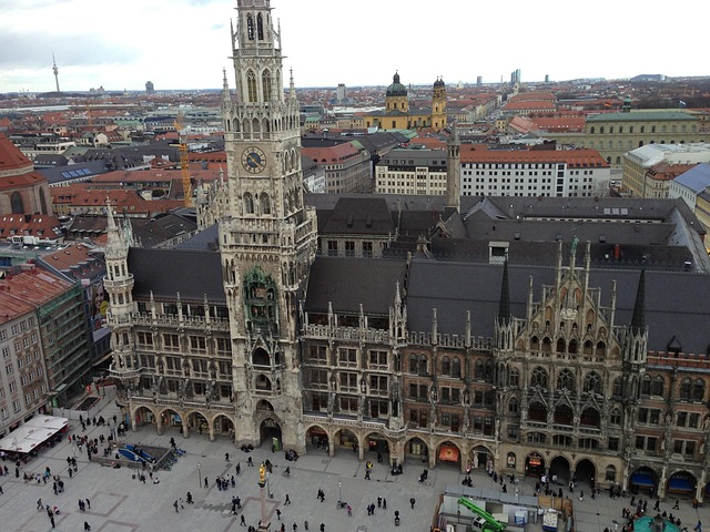 Free Munich Town Hall photo and picture