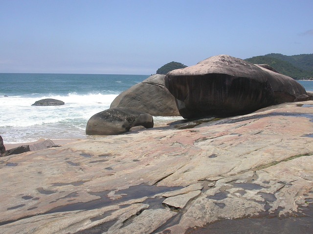 Free Rock Beach photo and picture