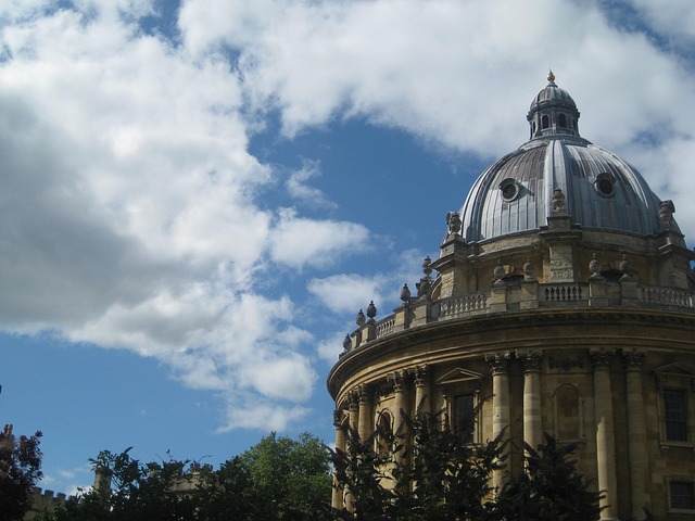 Oxford, Angleterre, Théâtre, Au Dôme