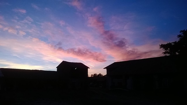 Free Cascina House photo and picture