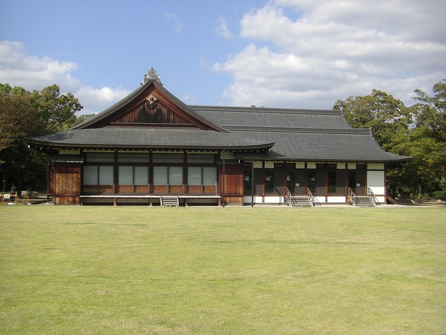 Free Osaka Castle Nishinomaru Garden photo and picture