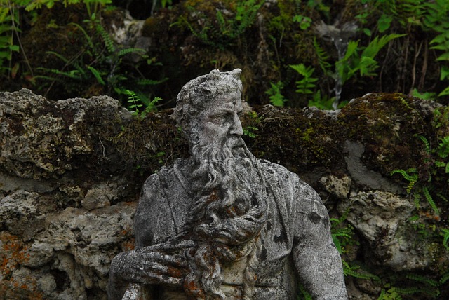 Free Stone Figure Garden Statue photo and picture
