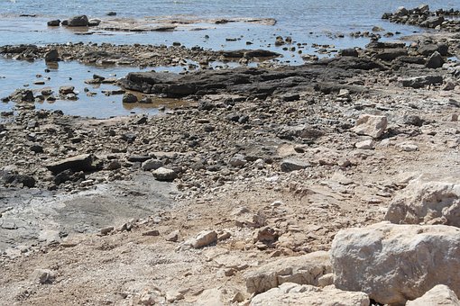 Free Stone Beach Holiday photo and picture