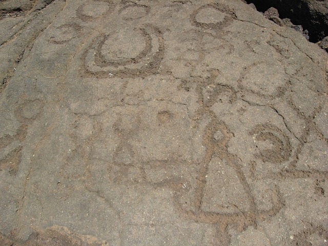Free Petroglyph Rocks photo and picture