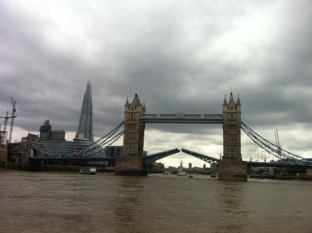 Free London Bridge photo and picture