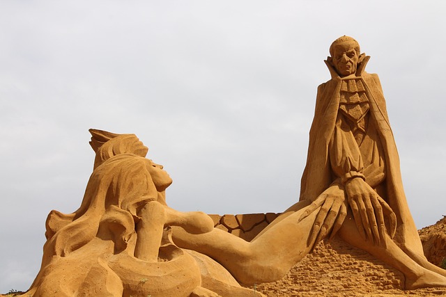 Free Statue Sand photo and picture
