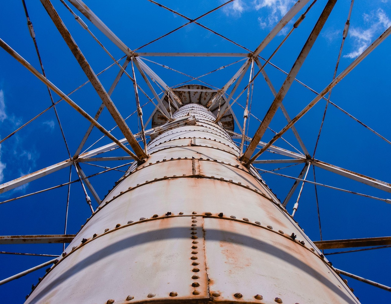 Lighthouse - free online jigsaw puzzle photo