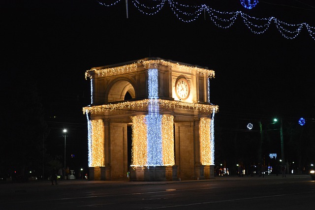 Free Arc De Triomphe Central Square photo and picture
